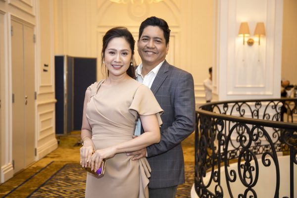 Vợ chồng Thanh Thúy - Đức Thịnh thản nhiên khen "trai xinh gái đẹp" trước mặt nhau | VOV.VN